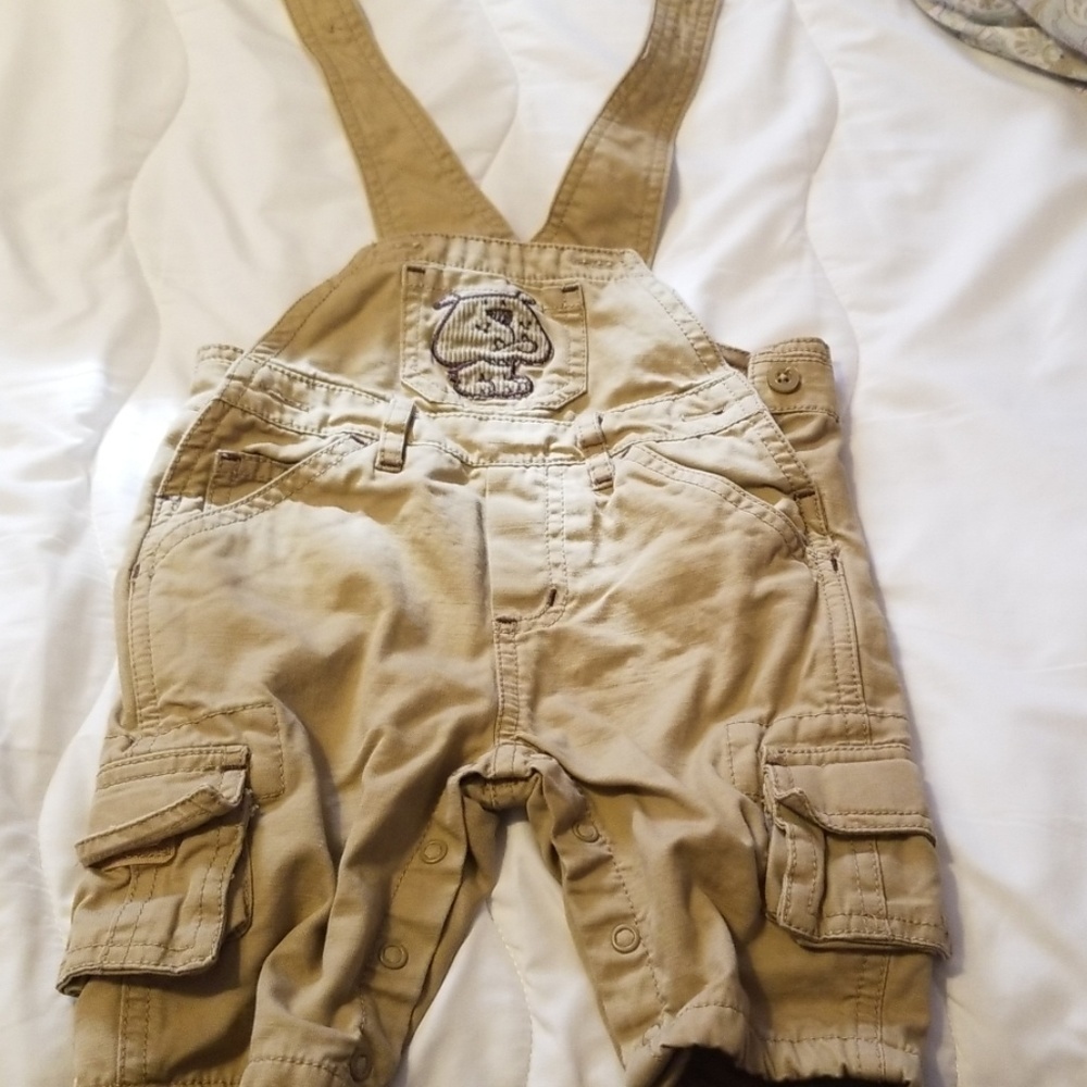 ๐ง carters onesie and overall by children place ๐ถ - Picture 2 of 4